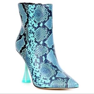 Gianni Bini Fawlie Snake Print Leather Clear Flared Heel Booties. Size 6. New!